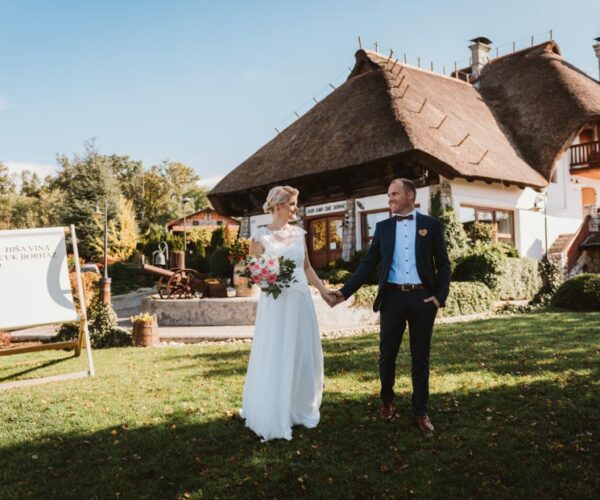 Poročni fotograf poskrbi, da se spomini ne izgubijo